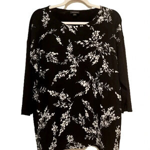 J.JILL black and white patterned blouse with 3/4 sleeve Size Small